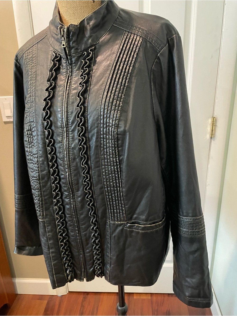 Big Chill Black Leather Ruffle-Trim Zip Jacket